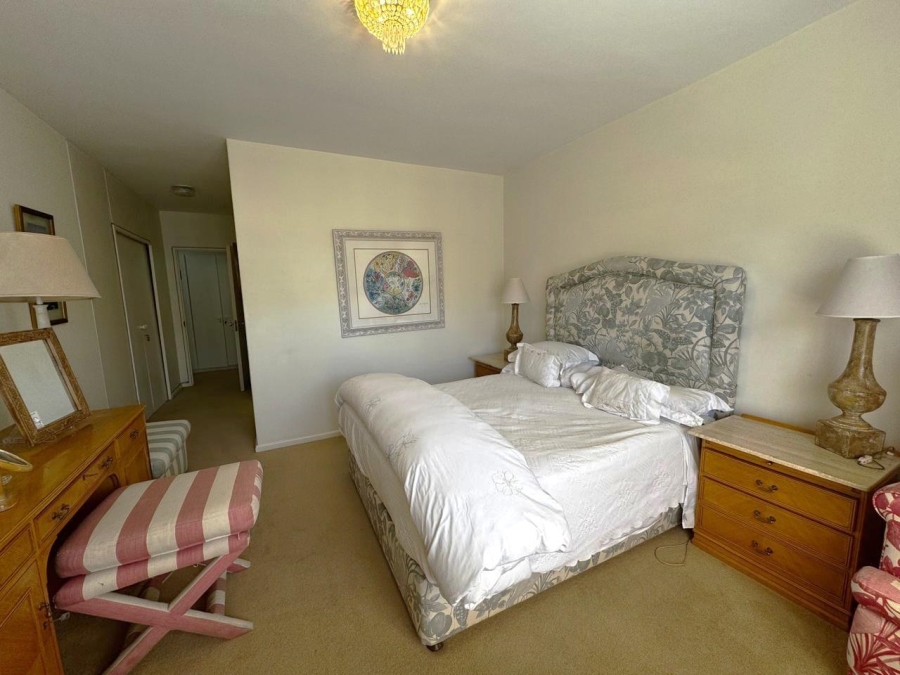 To Let 2 Bedroom Property for Rent in Sea Point Western Cape